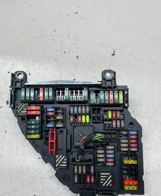 BMW 5 F10 F11 Fuse box set 9267980