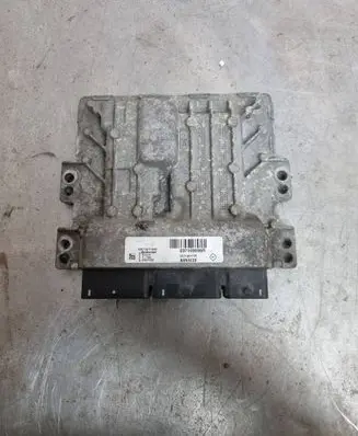 Renault Master III Engine control unit/module 237109955R A2C13071800