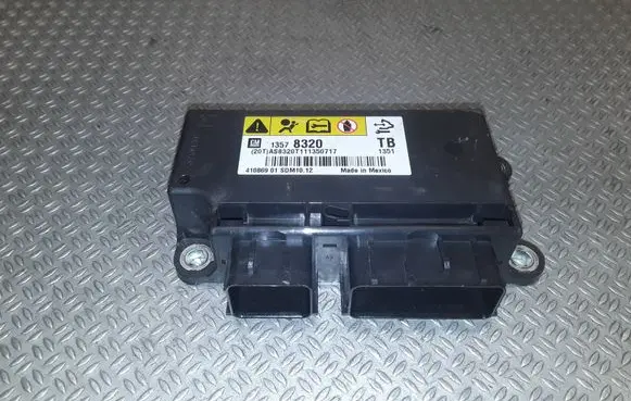 Opel Insignia A Airbag control unit/module 13578320