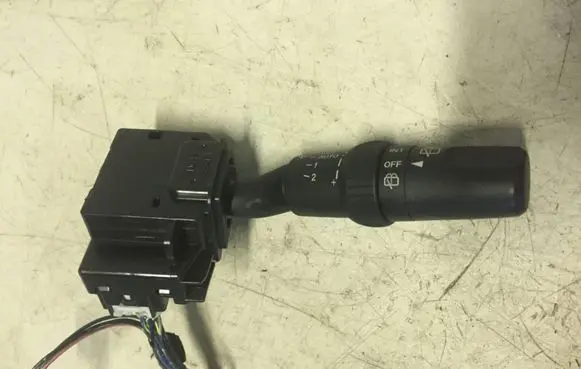 Mazda 5 Wiper control stalk 17D682