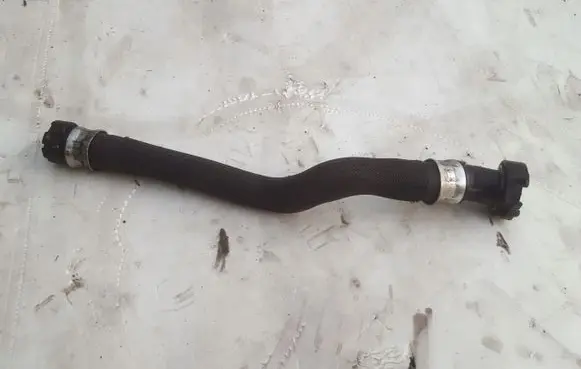 Citroen C3 Picasso Engine coolant pipe/hose