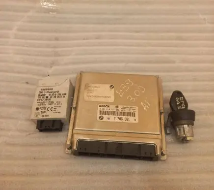 BMW 5 E39 Engine control unit/module 7786581 0281010314