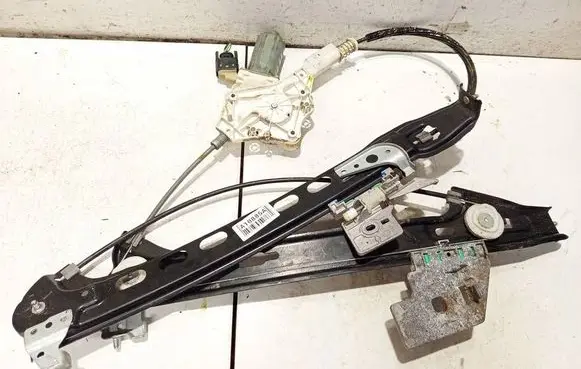 Mercedes-Benz CLS C219 Sliding door window regulator with motor 