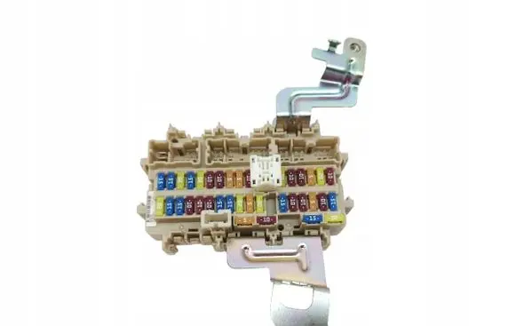 Nissan Qashqai Fuse box set 4EB00