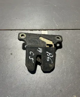 Audi A6 S6 C5 4B Tailgate/trunk/boot lock/catch/latch 4b5827505