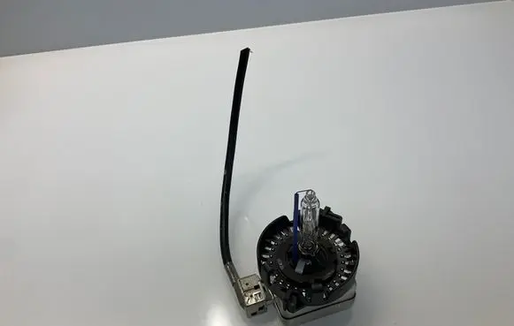 Mercedes-Benz E W211 Xenon bulb 