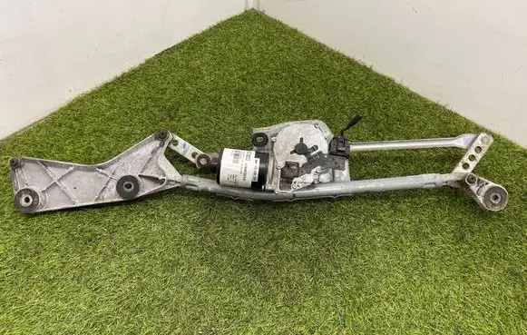 Mercedes-Benz ML W164 Front wiper linkage and motor A1648202442