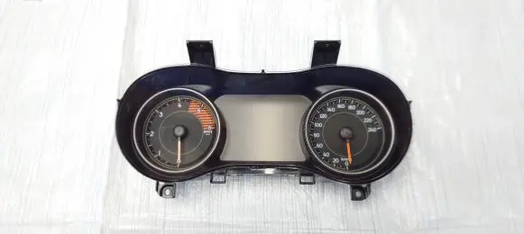 Jeep Cherokee Speedometer (instrument cluster) 68379589AC
