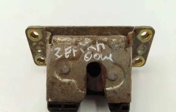Opel Zafira A Tailgate/trunk/boot lock/catch/latch