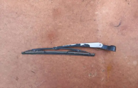Honda Civic Rear wiper blade arm