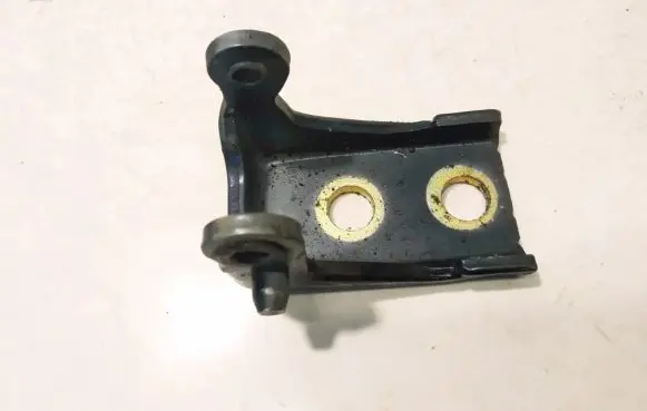 Skoda Octavia Mk1 (1U) Rear door lower hinge