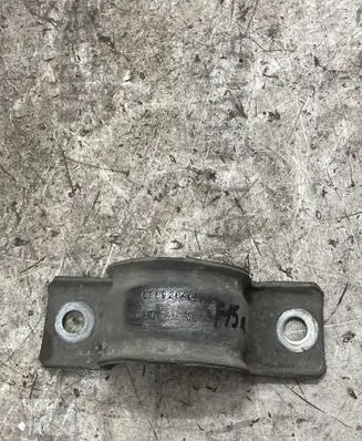 BMW X5 F15 Sway bar bush bracket, rear 6859264