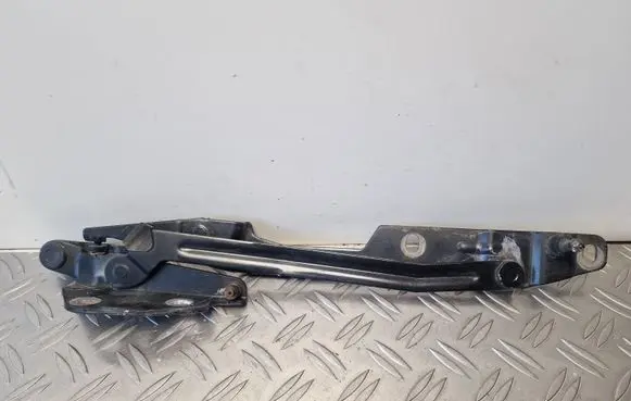 Audi A8 S8 D2 4D Tailgate/trunk/boot hinge 4A5827499A