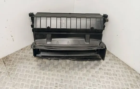 Renault Scenic E-Tech V Radiator set 921105MZ1A 214105MZ0A 214815MZ0A