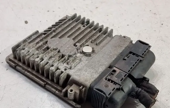 Volkswagen Golf VI Engine control unit/module 03L906023DR