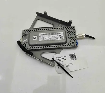 Tesla Model S Other devices 114370900C
