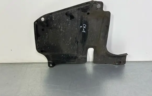 Mazda CX-5 II Front bumper skid plate/under tray K7016