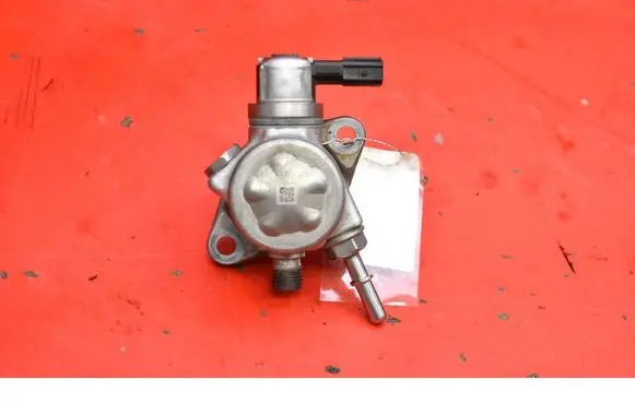 Renault Clio I In-tank fuel pump H8201437992