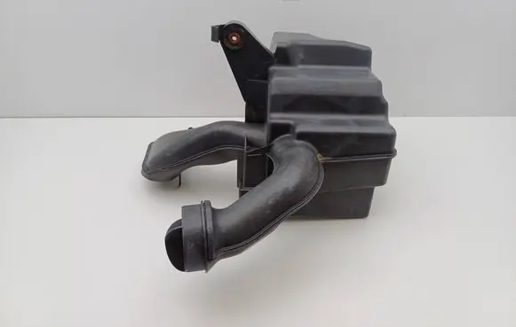 Ford Focus Intake resonator 4M519F763 4M519F763BB