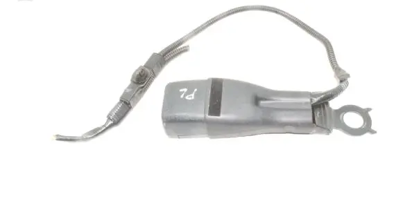 Toyota Prius (XW50) Front seatbelt buckle