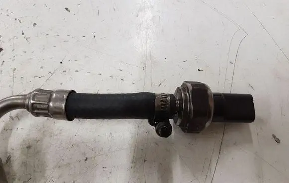 BMW 5 F10 F11 Exhaust gas pressure sensor 8507634