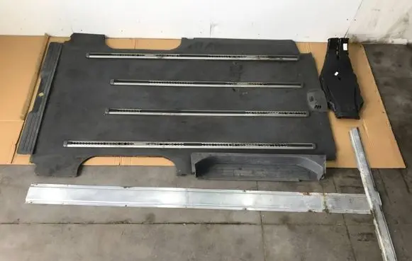Trunk/boot mat liner