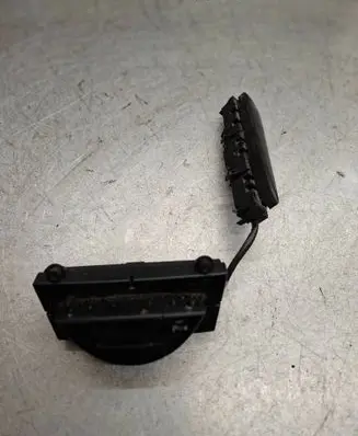 Mercedes-Benz E W211 Parking (PDC) sensor switch 2118216958