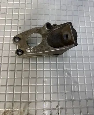 Audi A8 S8 D3 4E Gearbox mounting bracket 4E0399114BB