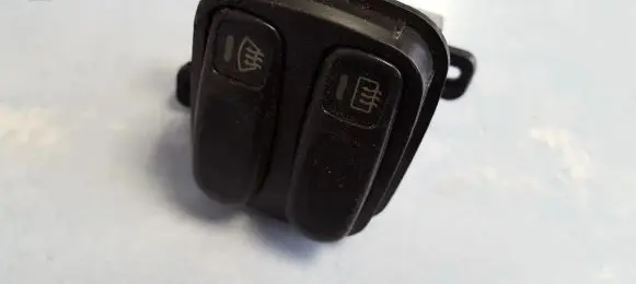 Mazda Xedos 6 Windscreen/window heater switch