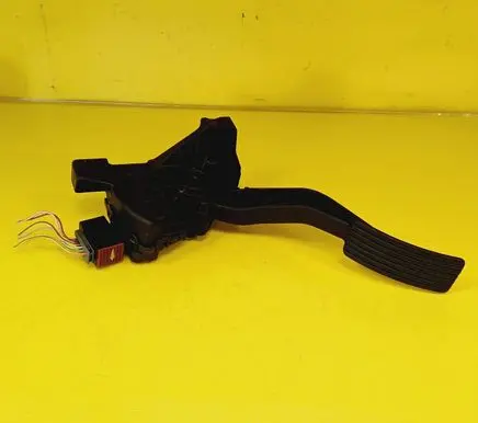 Mitsubishi Colt Accelerator throttle pedal 6PV00886600