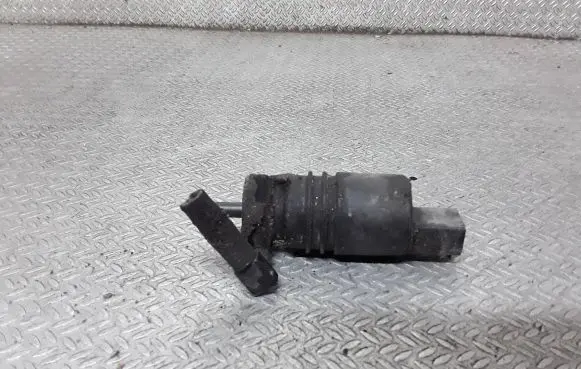 Mercedes-Benz C W203 Windscreen/windshield washer pump
