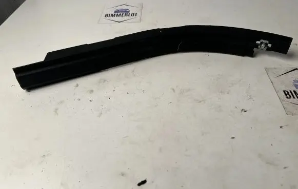 BMW X5 E70 Rear sill trim cover 51477154840