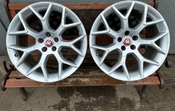 Jaguar F-Type R19 alloy rim 