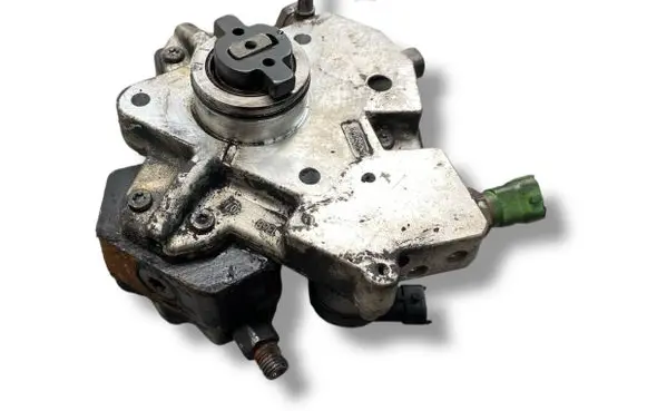 Fuel injection high pressure pump