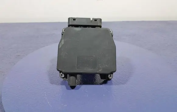 Volkswagen PASSAT B6 Vacuum valve 3C0906625
