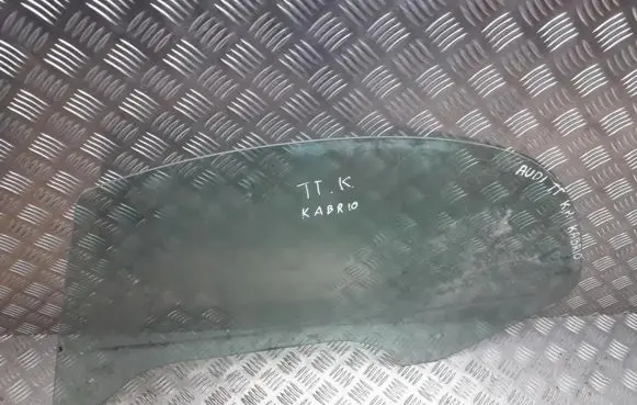 Audi TT Mk1 Front door window glass four-door