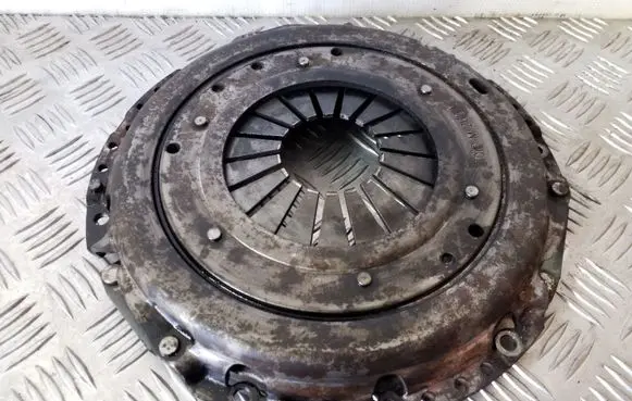 KIA Sorento Pressure plate 