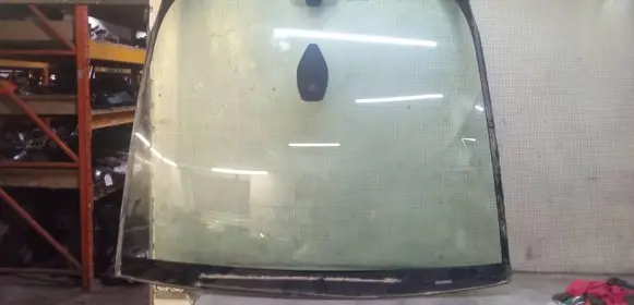 Citroen C4 II Picasso Front windscreen/windshield window 