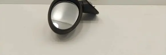Front door electric wing mirror