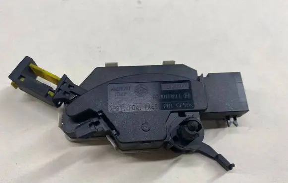 Clutch pedal sensor
