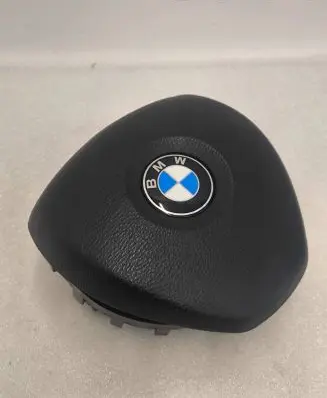 Steering wheel airbag
