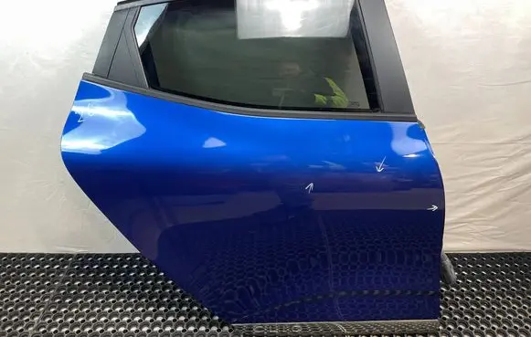 Renault Clio V Rear door