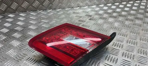 Mercedes-Benz E C207 W207 Tailgate rear/tail lights A2078200464