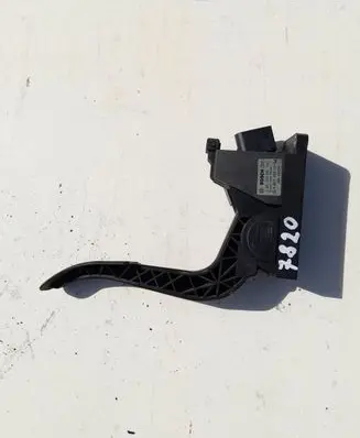 Mercedes-Benz Sprinter W901 W902 W903 W904 Accelerator throttle pedal A9013000404