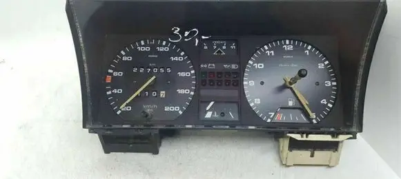 Volkswagen Golf II Speedometer (instrument cluster) 321919033GP