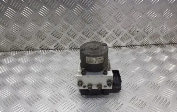 Mitsubishi Galant ABS Pump
