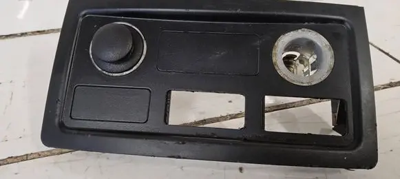BMW 5 E60 E61 Cigarette lighter trim rear 0017804 31995000A