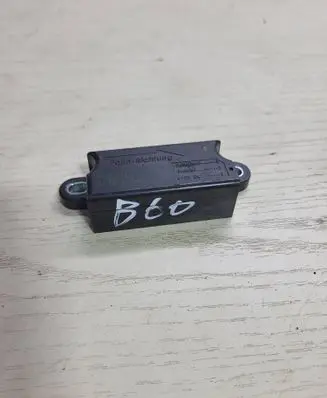 Mercedes-Benz E W211 Airbag deployment crash/impact sensor A0038200726 180604777