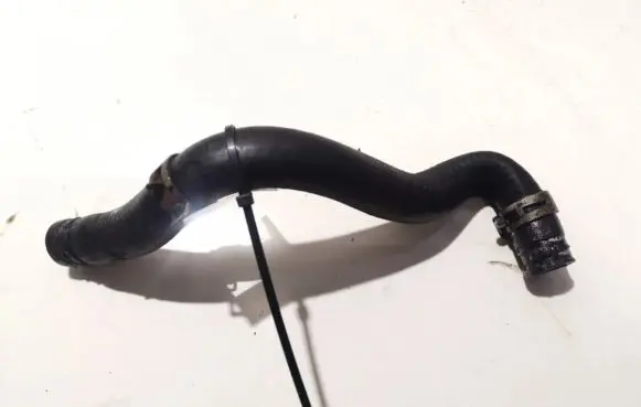 Toyota Avensis T250 Engine coolant pipe/hose