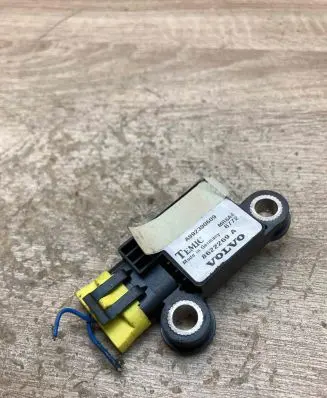 Volvo S70 V70 V70 XC Airbag deployment crash/impact sensor 8622269A